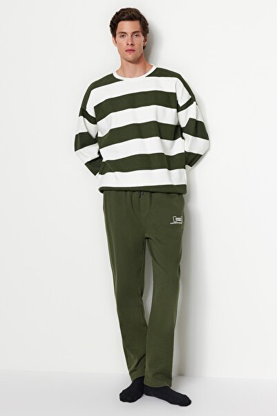 Trendyol Collection Χακί κανονικό/κανονικό κομμένο φουσκωτό τύπωμα εσωτερικά φλις/ζεστό παντελόνι φούτερ με ανοιχτό πόδι TMNAW24EA00012