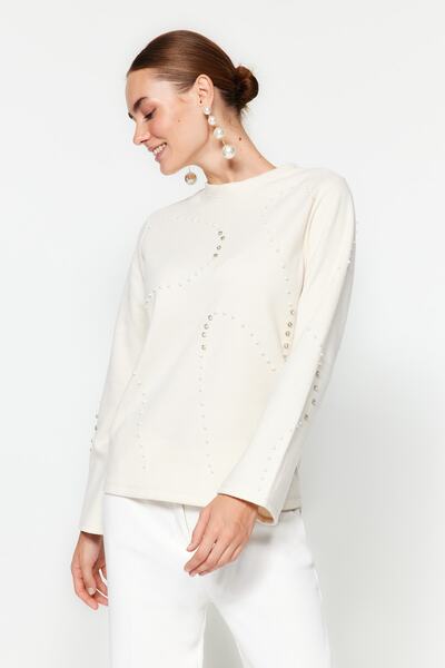 Trendyol Collection Stone Accessory Detailed Thessaloniki/Knitwear Look Regular/Regular Fit Knitted Sweatshirt TWOAW24SW00176