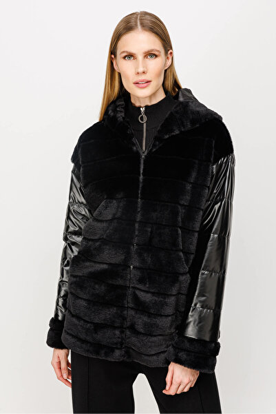 Butik Triko Fur And Quilted Short Coat