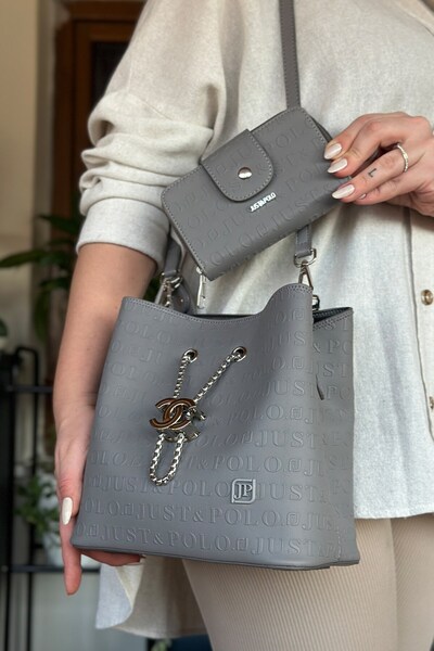Just Polo حقيبة يد وكتف نسائية بطبعة مونوغرام مكونة من 3 أقسام 4075 مزيج رمادي-3