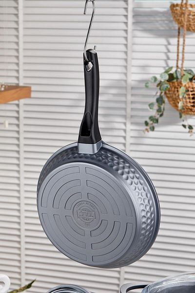 Taç 7 Piece Gray Cast Gourmet Cookware Set