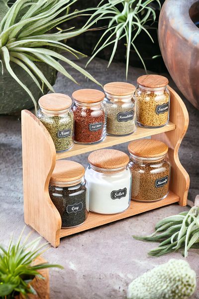 Serin Bardak 8-Piece Spice Rack Set with Wooden Stand, Wooden Lid and Vacuum Glass