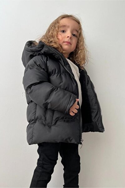 FREE ARSLAN COLLECTİON Palton negru pentru bebeluși, model Sabit cu glugă cu ...