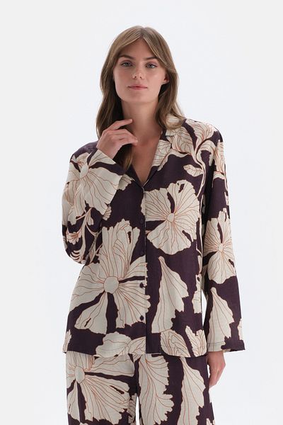 Dagi Lilafarbenes Satin-Hemd-Pyjama-Oberteil mit Blumenmuster und detailliertem Detail