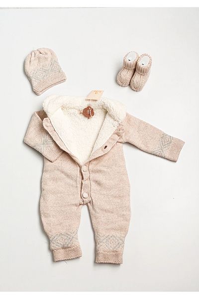 a baby Baby Jumpsuit Lamb Lined booties and gloves with pompom