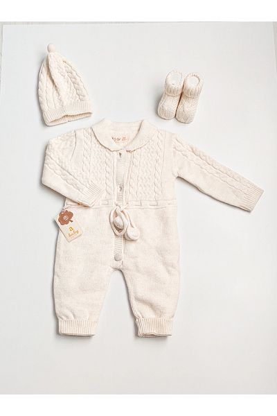 a baby Baby Jumpsuit Lamb Lined booties and gloves with pompom