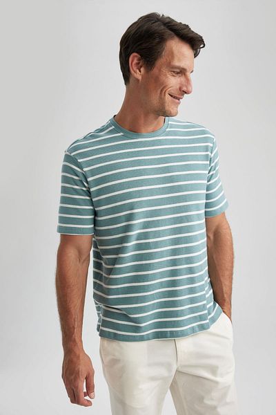 DeFacto Regular Fit Crew Neck Striped Short Sleeve T-Shirt B2494ax23hs
