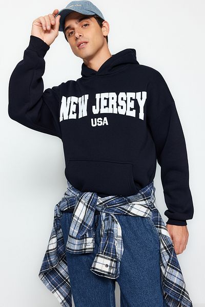 Trendyol Collection Námořnická modř 100% bavlna Oversize/Wide Fit City Potištěná fleecová/teplá mikina TMNAW24SW00167