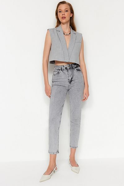 Trendyol Collection Gray Normal Waist Mom Jeans TWOAW24JE00084