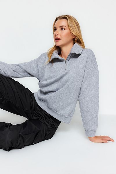 Trendyol Collection Šedá tlustá fleecová mikina na zip Oversize/Wide Fit pletená mikina TWOAW23SW00091