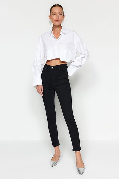 Trendyol Collection Schwarze Jegging-Jeans mit hoher Taille TWOAW24JE00264