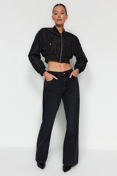 Trendyol Collection Schwarze Jeans mit hoher Taille und extra weitem Bein und Ziernähten TWOAW24JE00260