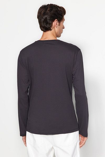 Trendyol Collection Anthrazitfarbenes T-Shirt mit Rundhalsausschnitt und langen Ärmeln, 100 % Baumwolle – TMNAW21TS0208