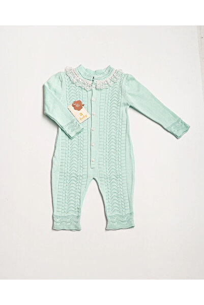 a baby Bebek Tulum Pamuklu Dantelli