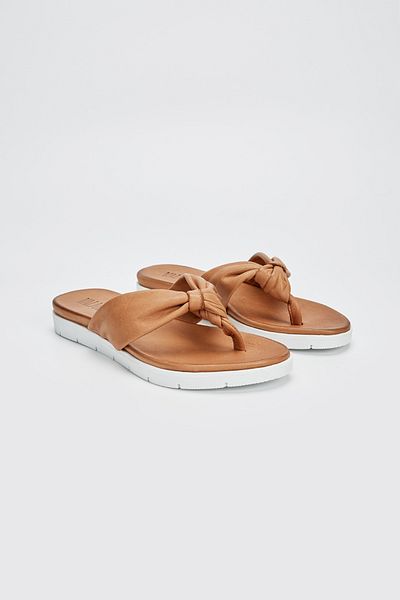 Valmenti Women's Tan Leather Flat Slippers