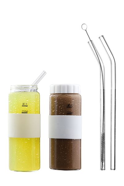 Karçiçeği Home Set of 2 Heat Resistant Glass Straws with Lids Borosilicate Thermisil Flask with Cup Holder Rubber