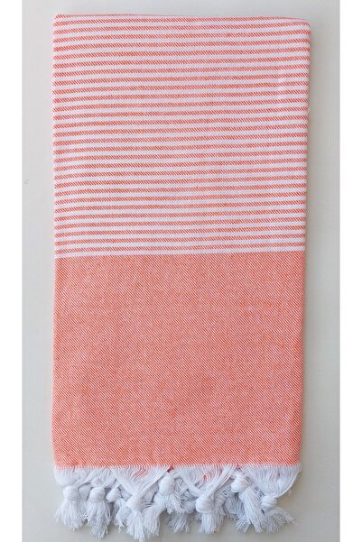 EMİLLİE Χουρρέμ Πεσταμάλ