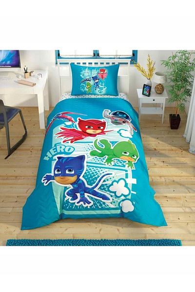 Taç Set cuvertură pilota matlasată cu licență Disney Pj Masks Hero elastic 160 cm X 220 cm