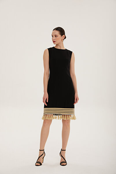 Balizza BLZ-ETEĞİ PÜSKÜL DETAYLI KOLSUZ DİZ ÜSTÜ ELBİSE