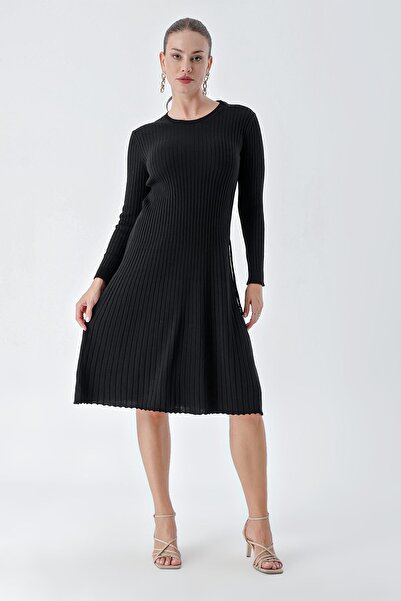 CHUBA Γυναικείο πλεκτό φόρεμα με ριμπ λαιμόκοψη μέχρι το γόνατο μαύρο 24W119