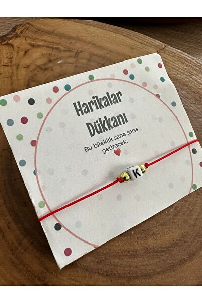 HARİKALAR DÜKKANI سوار لاكي أحمر مع تفاصيل مكرامية حرف K
