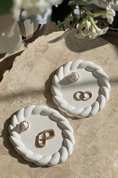 Mandalin Art Studio Curved Set of 2 Decorative Plates