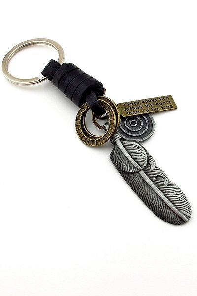 Solfera Native American Feather Luck Real Leather Metal Keychain KC042