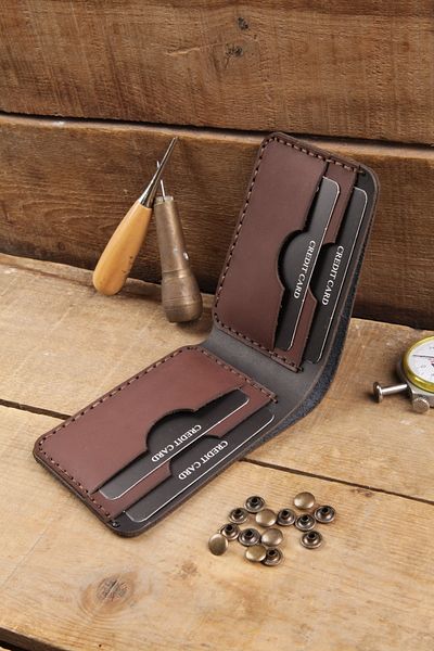 New Coast Leather 1900's Ръчно изработен минималистичен мъжки портфейл от естествена кожа