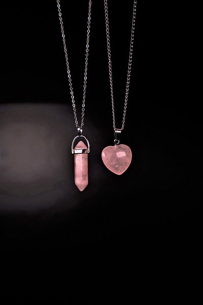 DOODLE Pink Quartz Natural Stone Necklace Set for Lovers and Friends