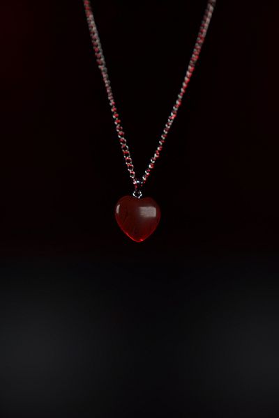 DOODLE Red Jasper Natural Stone Heart Cut Necklace