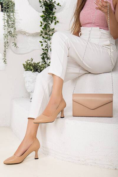 GULT Set de genți nude cu toc de 7 cm pentru femei