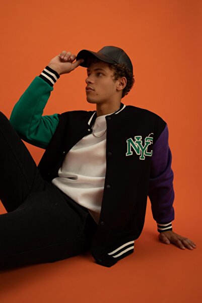 DeFacto Oversize Fit College Collar Bomber Printed Soft Furry Cardigan