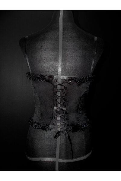 Oment Design Heartcoller Corset - Атласний корсет-бюстьє з шиєю в формі серця