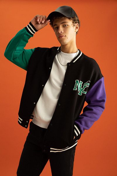 DeFacto Oversize Fit College Collar Bomber Printed Soft Furry Cardigan