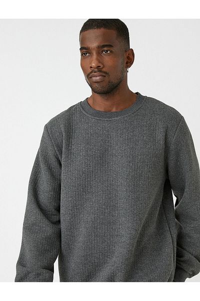 Koton Basic Textured Sweatshirt Crew Neck