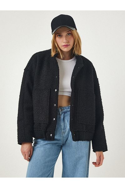 Happiness İstanbul Schwarze Oversize-Bouclé-Jacke für Damen mit Druckknöpfen FN03087