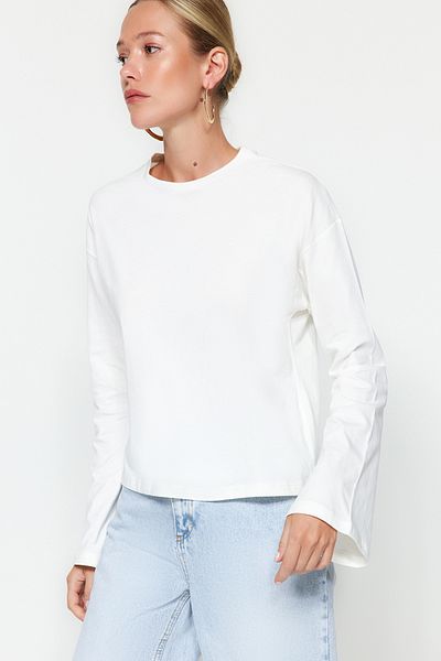 Trendyol Collection Ecru Premium Spanish Sleeve Crew Neck Regular/Normal Pattern Knitted T-Shirt TWOAW24TS00008