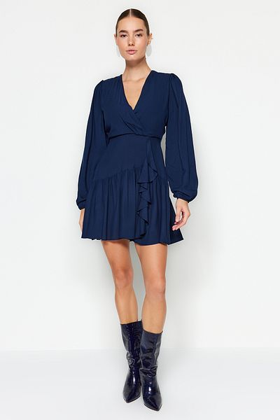 Trendyol Collection Φόρεμα υφασμένο με διπλό στήθος Navy Blue Flounce TWOAW24EL00550