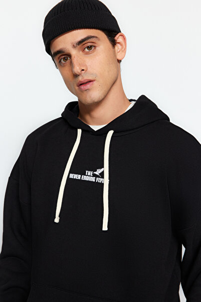 Trendyol Collection Černá fleecová mikina se zvířecím potiskem – oversize bavlna, TMNAW24sw00136