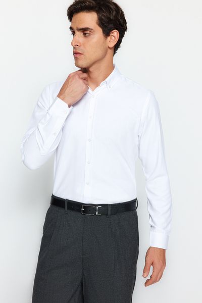 Trendyol Collection Fehér Slim Fit Easy-Iron intelligens ing bőr kiegészítőkkel TMNSS23GO00138