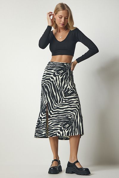 Happiness İstanbul Women's Black Cream Patterned Slit Viscose Skirt FF00137