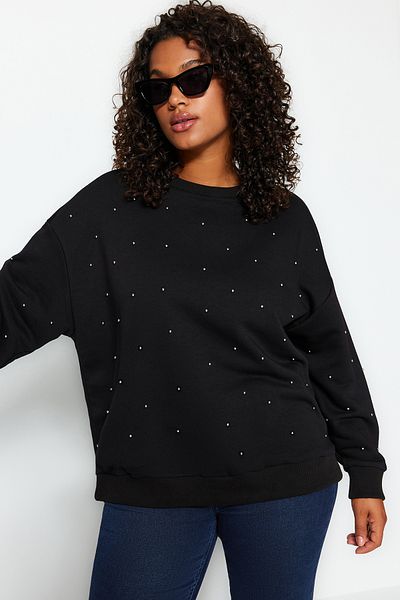 Trendyol Curve Schwarzes, dickes, plissiertes, detailliertes, gestricktes Sweatshirt in Übergröße TBBAW24SW00000