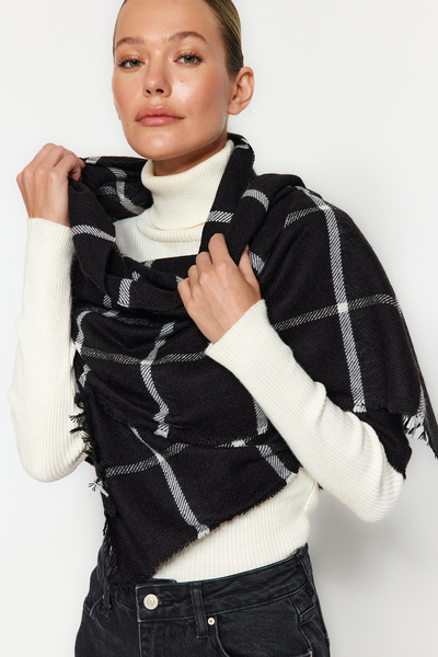 Trendyol Collection Černý kostkovaný útek s měkkou texturou TWOAW24AT00012