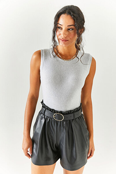 Olalook Γυναικεία γκρι εκρού μπλούζα με λαιμόκοψη 2 πακέτου BLZ-19002401