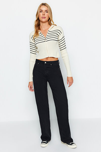 Trendyol Collection Stone Crop pletený svetr s kapucí TWOAW24HI00382