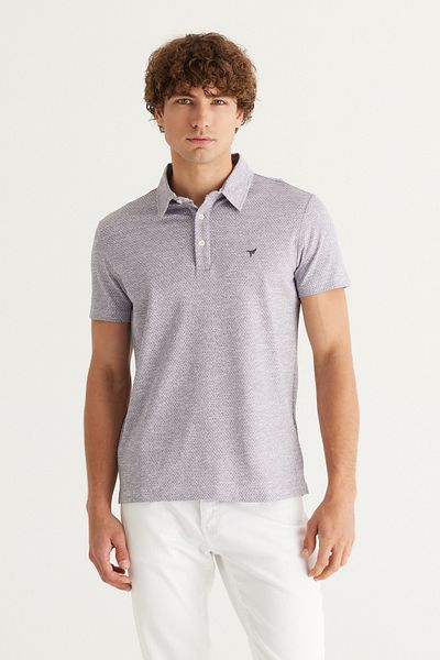 AC&Co / Altınyıldız Classics Lila-weißes, bügelleichtes Slim-Fit-Jacquard-T-Shirt mit schmalem Schnitt und Polokragen und kurzen Ärmeln für Herren