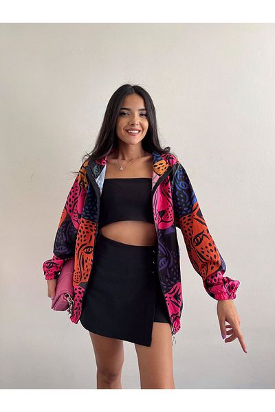 Ezgi Nişantaşı Αδιάβροχο με σχέδιο Oversize με φερμουάρ