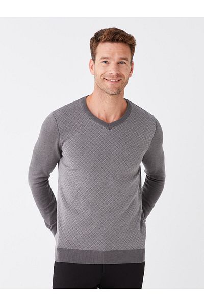 LC Waikiki Men's Knitwear Sweater - V-Neck, Long Sleeve