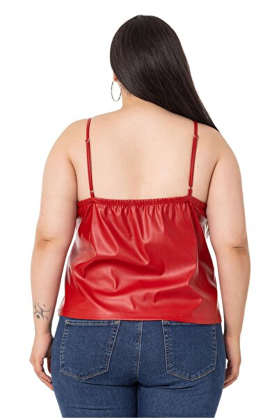 DISENTIS MODEST Büyük Beden Ayarlanabilir İnce Askılı Sırtı Lastikli Deri Kırmızı Bluz