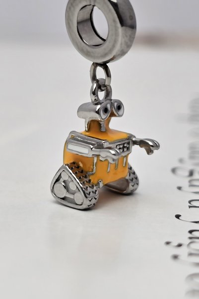 BUNNY Çelik Charm Wall.E